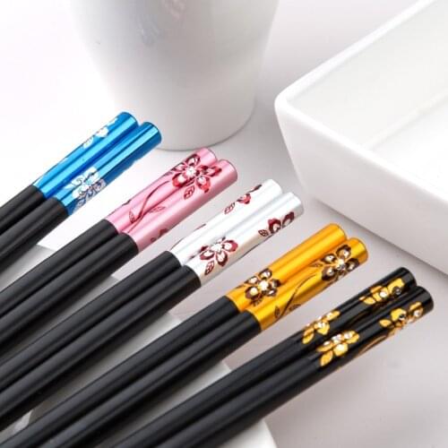 1 pair of alloy chopsticks sushi cutlery can be reused chopsticks