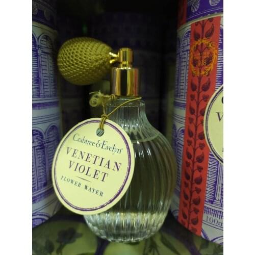 Crabtree & Evelyn Goods For Beauty And Health