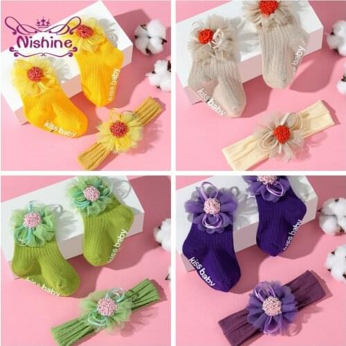Lovely Net Yarn Flowers Elastic Hairband and Knitting Cotton Medium Socks Set Soft Comfortable Newborn Headband Hair Accessories