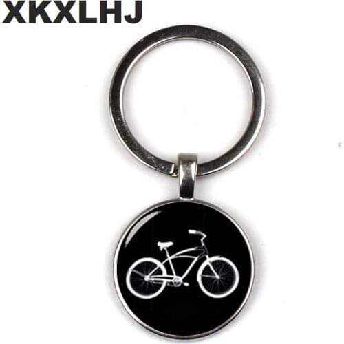XKXLHJ Retro black white bike key chain personalizeds men accessories 2018 minimalist style sports bicycle keychain jewelry