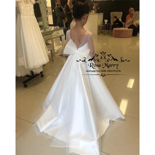 Lovely White Design Cheap Flower Girls Dresses For Weddings 2020 A Line Long Sleeves Know Bow Girls Brithday Pageant First Communion Gowns