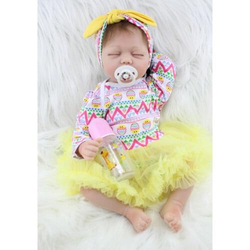 55 CM Soft Cloth Body Silicone Reborn Girl Doll Realistic Sleeping Newborn Babies Birthday Gift Present Kid Fashion Toy