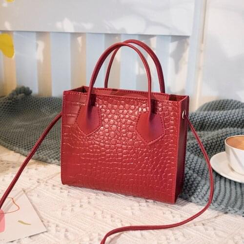 Women Crocodile Pattern Crossbody Handbags Vintage Classic Solid Style Stylish One Shoulder Handbag Leisure Time Versatile