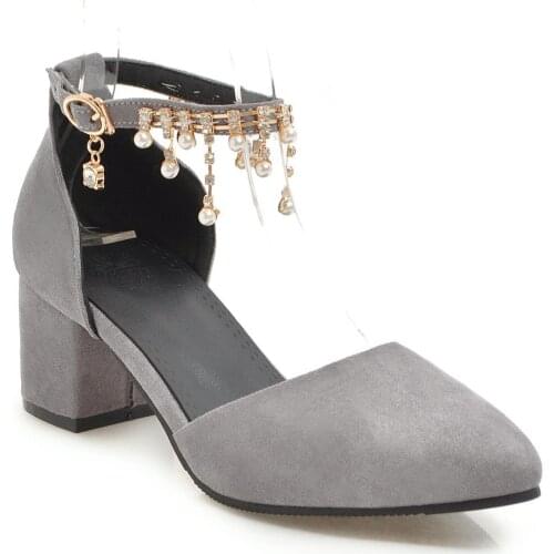 Spring and summer new womens shoes 19 years thick with the middle with buckle 40-43 hollow buckle with sandals