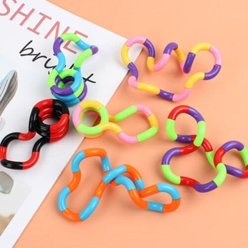 Twisted Ring Magic Fidget Magic Trick Rope Creative DIY Winding Leisure Education Stress Relief for Kid Xmas Toy Random Send