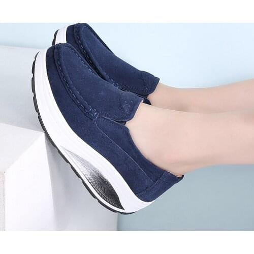 2019 Autumn Women Platform Shoes Thick Heel Casual Shoes Leather Suede Footwear Women Slip On Flats Creepers Moccasins 35-41