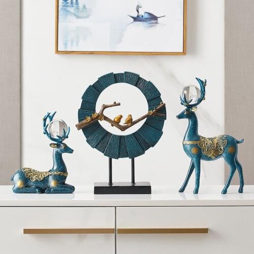 European style Resin Deer Figure Statue Home Living Room Decor Crafts Sculpture Creative Gifts Modern Desktop Ornament