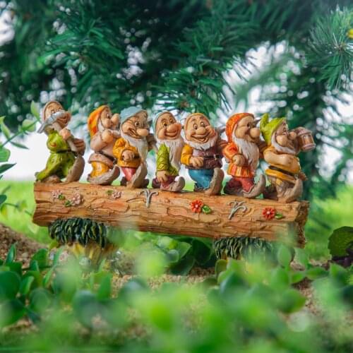 Handmade Seven Dwarf Trees Gnome Garden Decoration Dwarf Gnome Resin Statues Courtyard Tree Decoration Resin Ornaments
