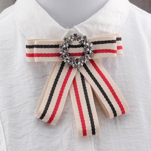 Women Styling Crystal Rhinestones Stripe Grosgrain Bow Brooches Broche Vintage Neck Tie Pins Girls Student Party Wedding Jewelry