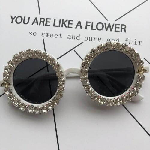 Womens sunglasses handmade with diamond sunglasses young cute sexy fashion retro sunglasses UV400