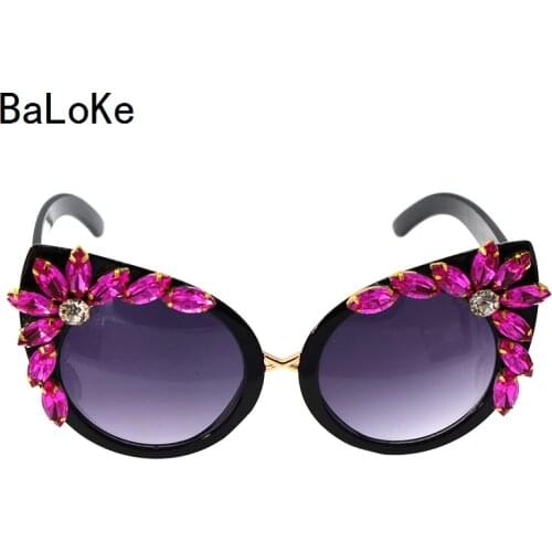 New design runway Baroque Crystal Women Girls Sunglasses Retro Crystals Rhinestone Sunglasses Outdoor Summer Beach Glasses Gifts