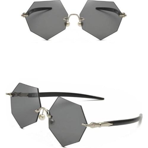 Frameless right Angle polygon sunglasses fashion trend sunglasses female UV400 men black sun glasses men women all can glasses