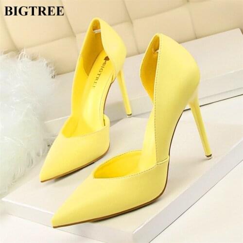 Soft Leather Concise Women Pumps New Arrival Shallow Fashion Womens High Heels Shoes Pointed Toe Sexy Side Cut-Outs Party Shoes