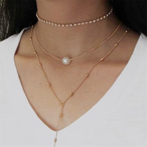 Utrend Chokers On The Neck