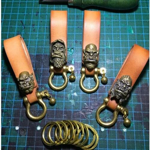 Handmade Solid Brass Warcraft Head KeyChain Waist Hook Leather Strap Car Key Ring Vintage Copper Key Holders Organizer