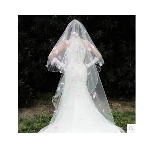 Free shipping bride wedding 3 meters long veil wedding dress trailing Korean veil headdress new pink petals