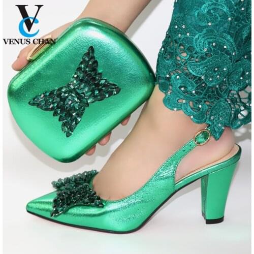 Fashion Light Green Color Nigerian Women Matching African Shoes and Bag Set Decorated with Rhinestone Ladies Shoes and Bag