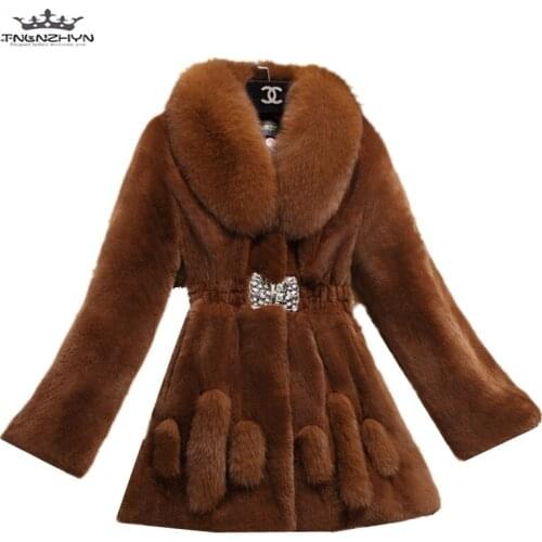 Tnlnzhyn 2019 New Autumn Winter Luxury Faux Fox Fur Coat Jacket Slim Fur Collar Fur Coats Female Warm Plus Size Coat Y633