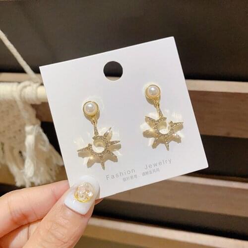 Korean Girl Earrings New Crystal Earrings Sun Stars Fashion Pearl Earrings Temperament Wild Earrings Wholesale Sales Pendiente