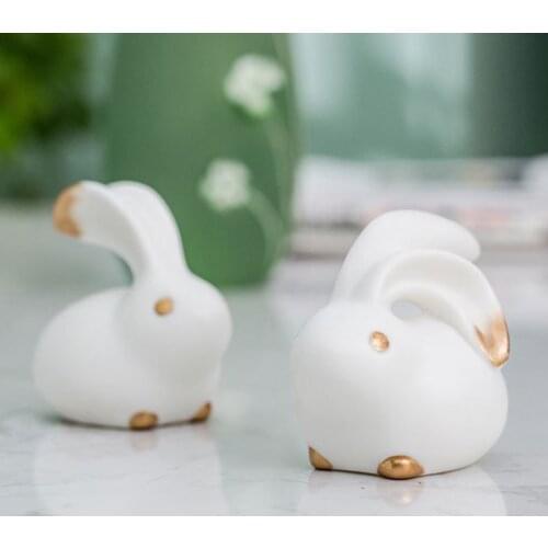 Desktop Decor Household Cartoon Rabbit Artwork Ornament Decorative Tools for Sitting Room White Home Decoration Accessories
