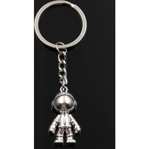 Fashion Keychain 33x17x12mm 3D astronaut cosmonaut silver color pendants DIY Men Jewelry Car Key Chain Ring Holder Souvenir Gift