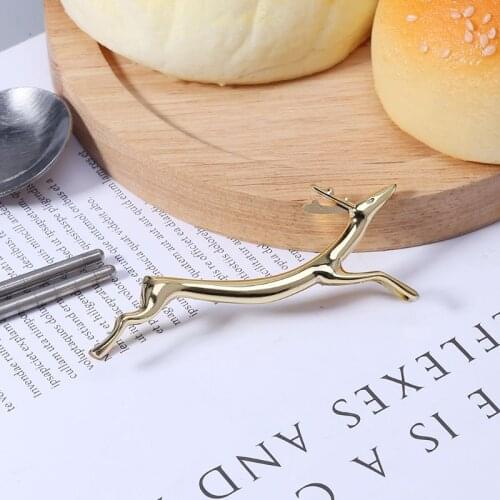 Zinc Alloy Cute Running Deer Chopsticks Stand Rack Spoon Fork Knife Rest Storage Holder Decoration K1MF