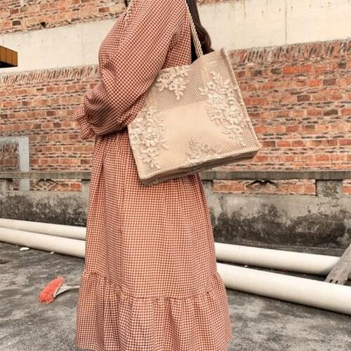 63HC Casual Hollow Lace Shoulder Bag Lightweight Embroidery Flower Clutch Bags Vintage Tote Handbag Mesh Lace Bags for Women