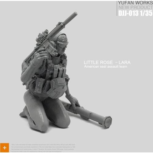 Yufan Model 1/35 Figure Model Kit Female Soldier Seal Seal Field Huntress DJJ-13