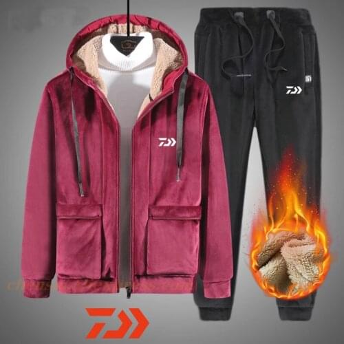Daiwa 2021 Warm Tracksuits Winter Men Set Velvet Thick Two Pieces Set Winter Fleece Mens Fishing Track Suit Jacket+Pants