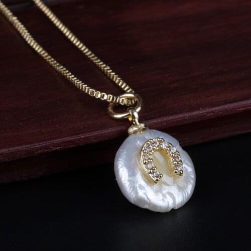 Tiny gold white cz horse shoe charm natural coin freshwater pearl bead thin chain pendant choker necklace for women jewelry gift
