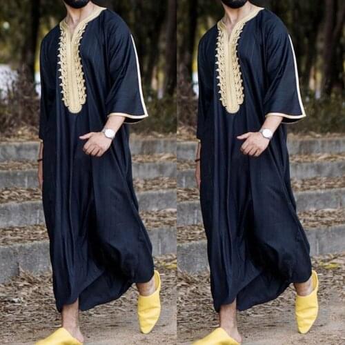 Muslim Men Jubba Thobe Long Sleeve Islamic Clothing Embroidery V-Neck Kimono Robe Abaya Caftan Dubai Arab Dress Shirts