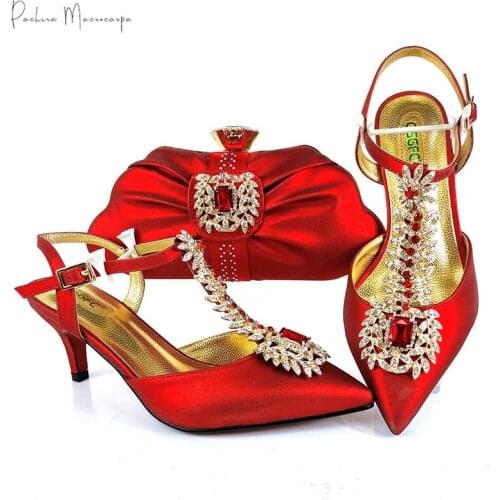 2020 New arrive Italy design To Match Set Nigerian Women Wedding Shoes and Bags Set Decorated with Matte material in Red color