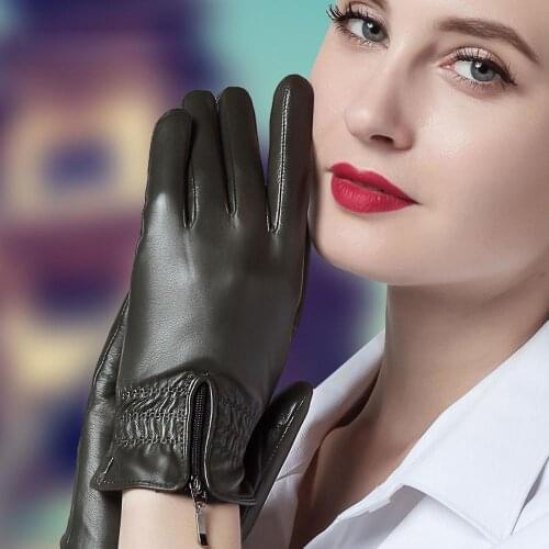 Leather Gloves Female Winter Short Style Sheepskin Gloves Touchscreen Thermal Driving Genuine Leather Womens Gloves TE5711
