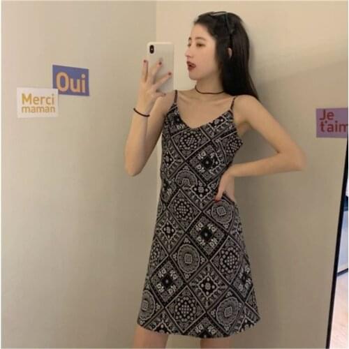 Fashion Bandana Print Women Vintage A-line Dress 2021 Summer Geometric Print V-neck Spaghetti Strap