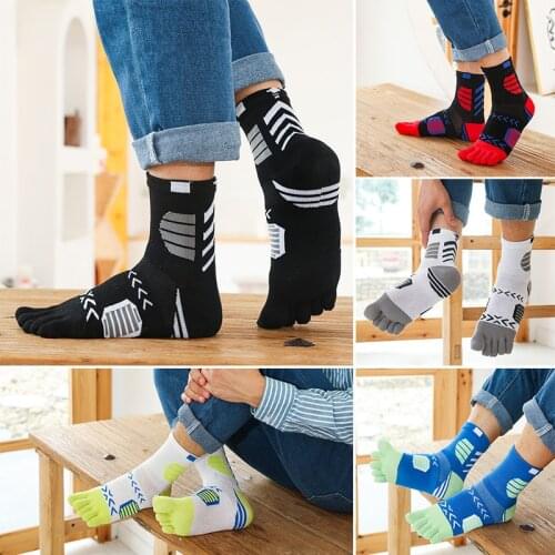 Mens Basketball Socks Thickened Cotton Sweat Absorbing Sports Five Toe Socks Comfortable Cotton Split Finger Socks