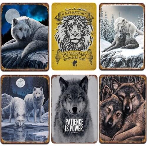 Vintage Snow Wolf Animals Wolves Tin Sign Retro Plates Wall Art Metal Poster Plaque for Club Bar Pub Party Home Decoration