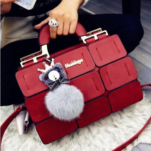 2021 New Famous Brand Female Bag Palace Grid Shoulder Bag Stitching Boston Bag Womens Handbag Hair Ball Portable Messenger Bag