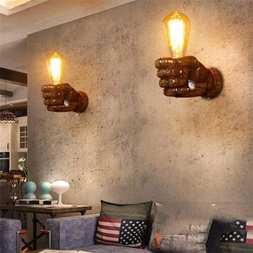 Creative Retro LED Antique Resin Fist Wall Lamp European Style Bar Restaurant Cafe Decorative Wall Light Left And Right Hand