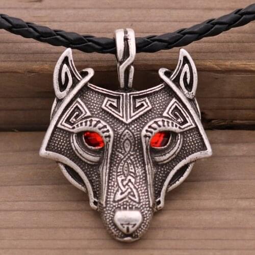 Wizard Wolf Head Amulet Pendant Necklace Fashion Mens Beast Hunter Savage Wolf Chain Necklace Halloween Jewelry Accessories