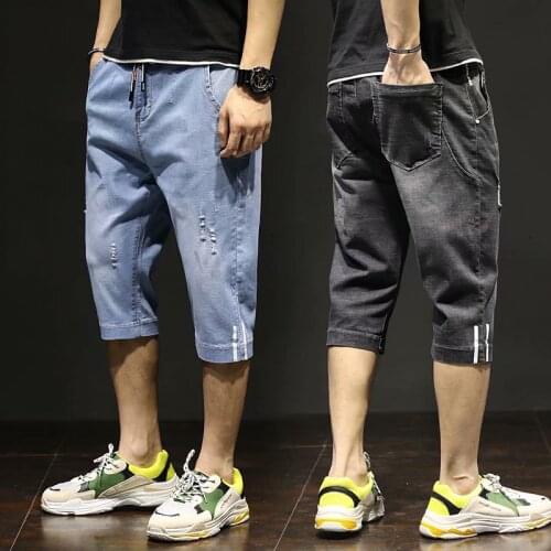 Mens Jeans Korean Fashion Men Clothing Cropped Jeans Casual Streetwear Frayed Calf-Length Pants Men Elastic Waist Men Trousers