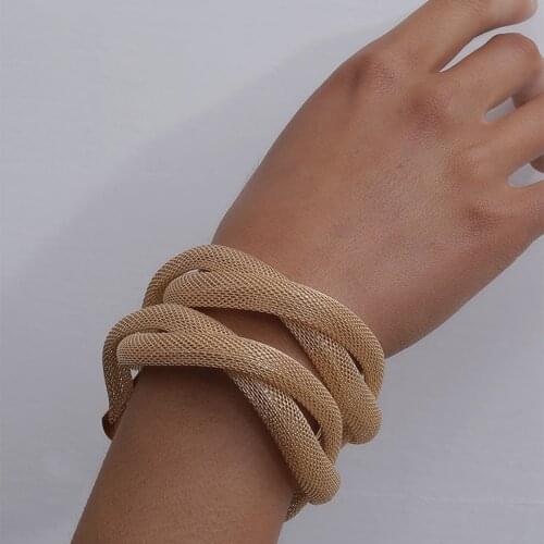 Fashion Twisted Hip Hop Cool Gold Color Wide Bangles for Women Unisex Charm Bracelet Bangles Street Style Man Jewelry Bracelet