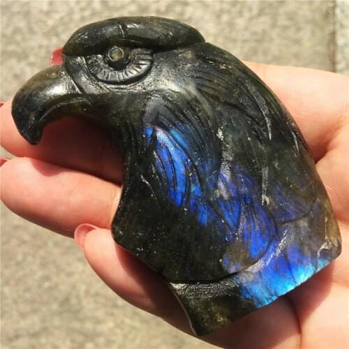 Natural crystal stone hand-carved hawk head labradorite eagle Crafts for home decoration 1pcs
