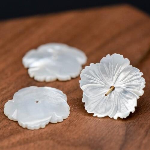 White MOP Shell Flowers 20mm, Carved Mother of Pearl Flower Cabochon, Center Drilled Hole- (V1204)/ 10pcs