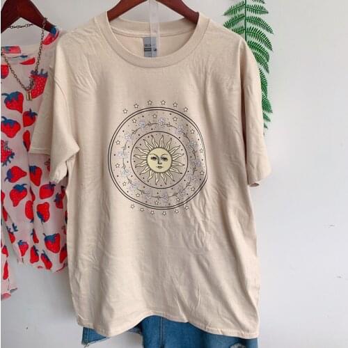 Sunfiz Sun Daisy Celestial T Shirt Vintage Loose T-shirt Women 2020 Summer Small Daisy Short Sleeve Sun Flower Cotton Tshirt Top