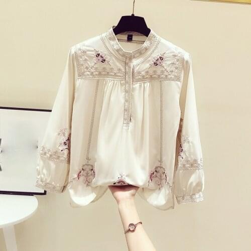 Embroidery Women Shirts Summer New Design 2021 Loose Elegant Office Lady Outwear Tops