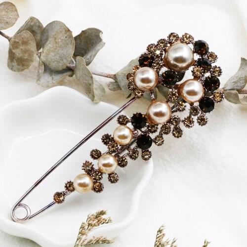 Cute Brooch Pins Sweater Shawl Clips Vintage Shirts Dresses Cardigan Collar Safety Pins for Women