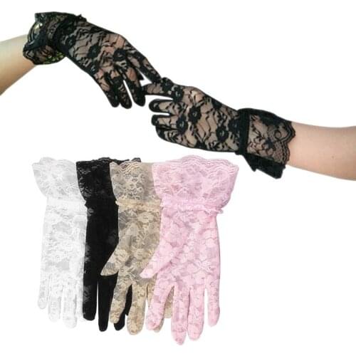 Female Gloves 2017 New Sun Protection Accessories Hollow-Out Gloves Delicate Lace Jacquard Pattern Lace Gloves Weeding Gloves