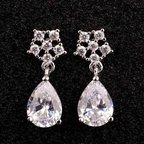 Teardrop Pierced Austrian Crystal Zircon Earrings Clear