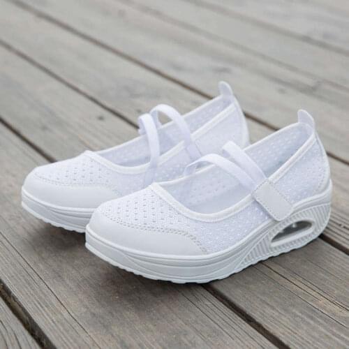 Women Casual Sneakers Luxury Brand Anime Sneakers Increase Lolita Shoes Without Heels Jelly Shoes Best Seller Tennis Outdoors