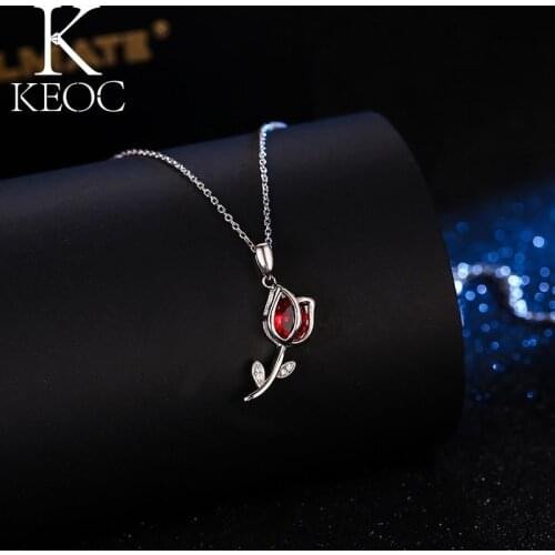Keoc New Romantic Red Zircon Rose Pendant Necklace Womens Engagement Proposal Valentines Day Fashion Jewelry Couple Gift